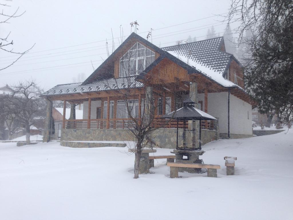 Cottage Familiya Verkhovyna Bagian luar foto