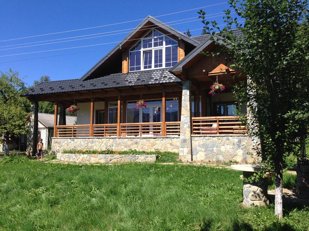 Cottage Familiya Verkhovyna Bagian luar foto