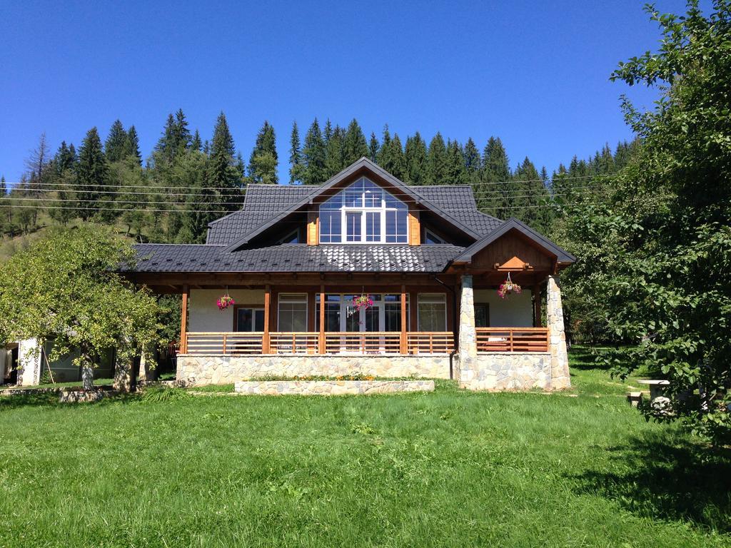 Cottage Familiya Verkhovyna Bagian luar foto