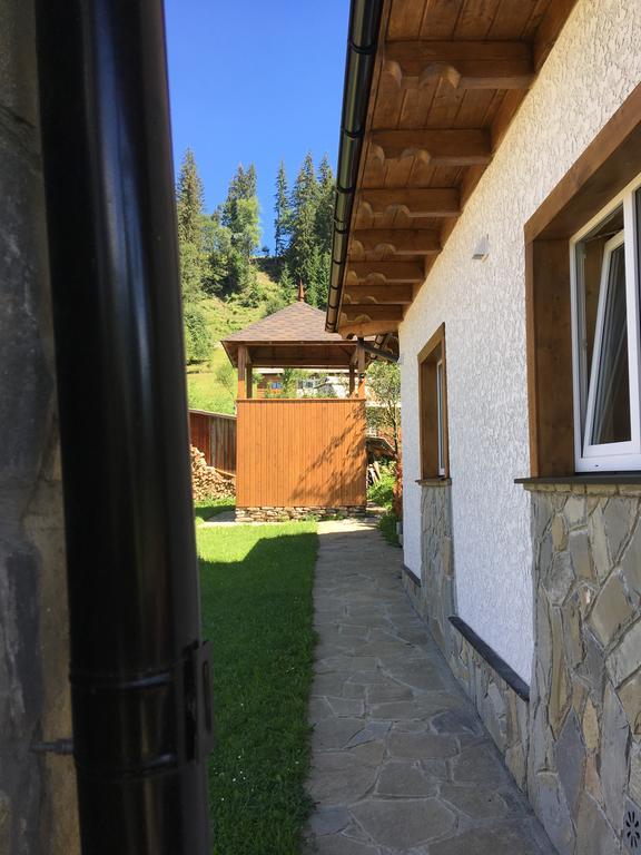 Cottage Familiya Verkhovyna Bagian luar foto