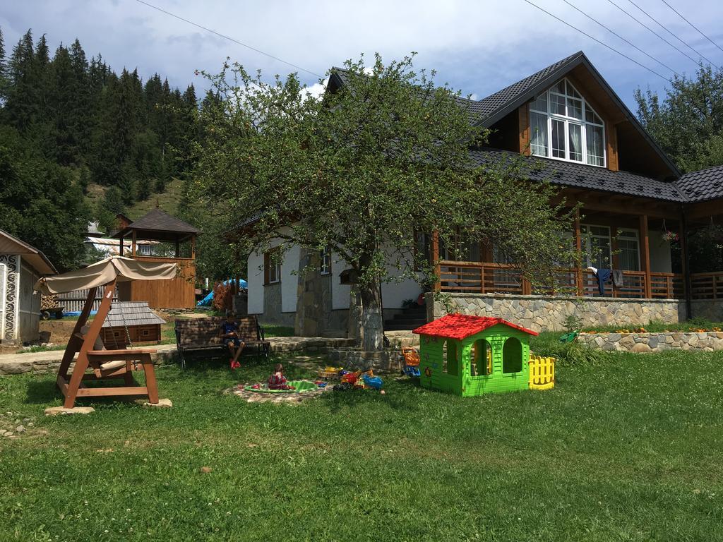 Cottage Familiya Verkhovyna Bagian luar foto