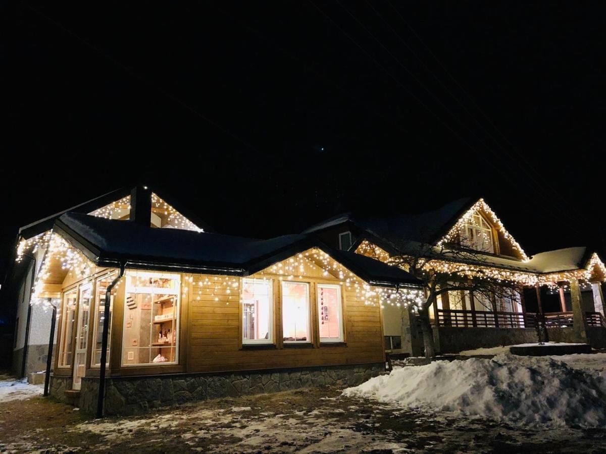 Cottage Familiya Verkhovyna Bagian luar foto